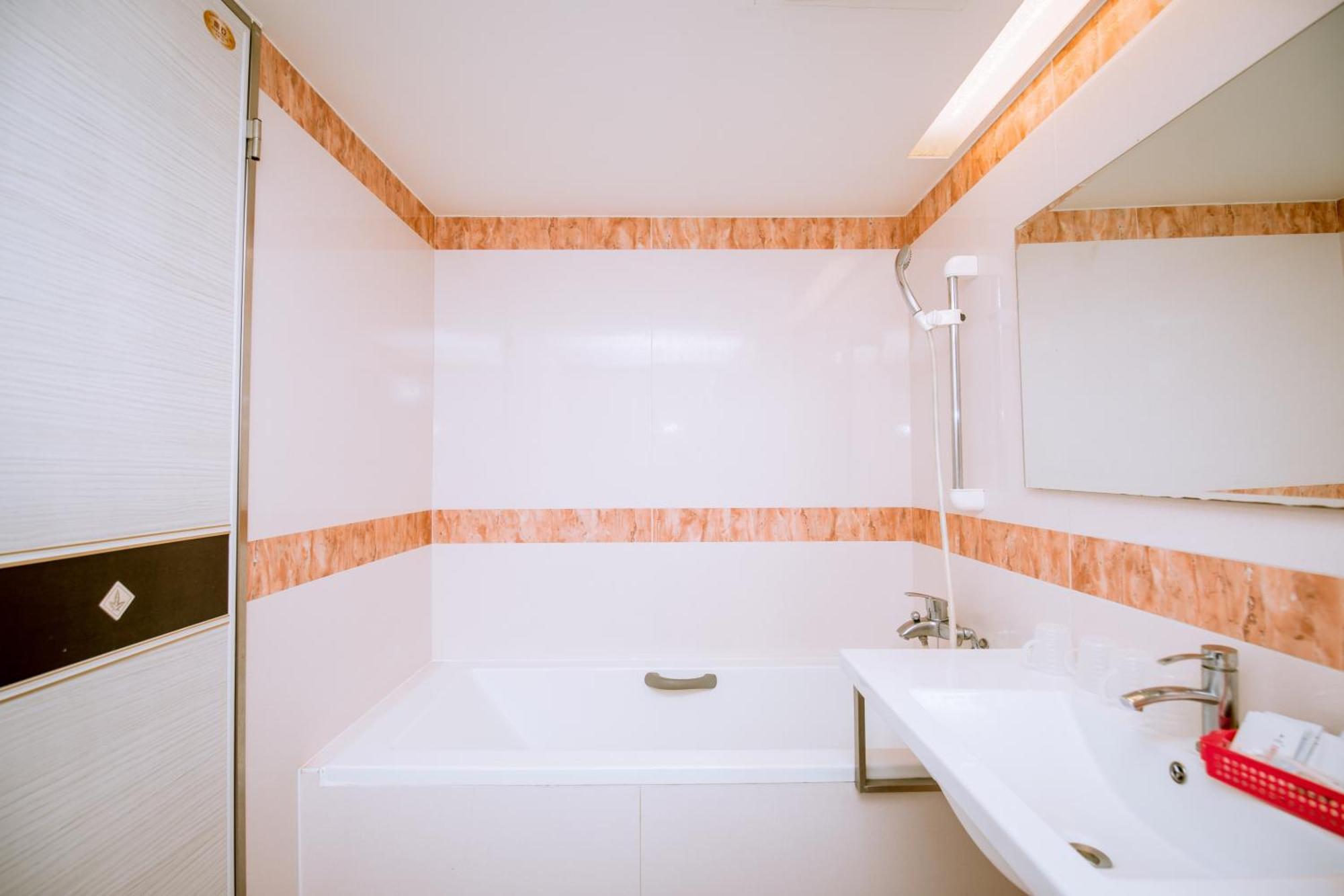 Guide Hotel Taoyuan Fuxing Bilik gambar