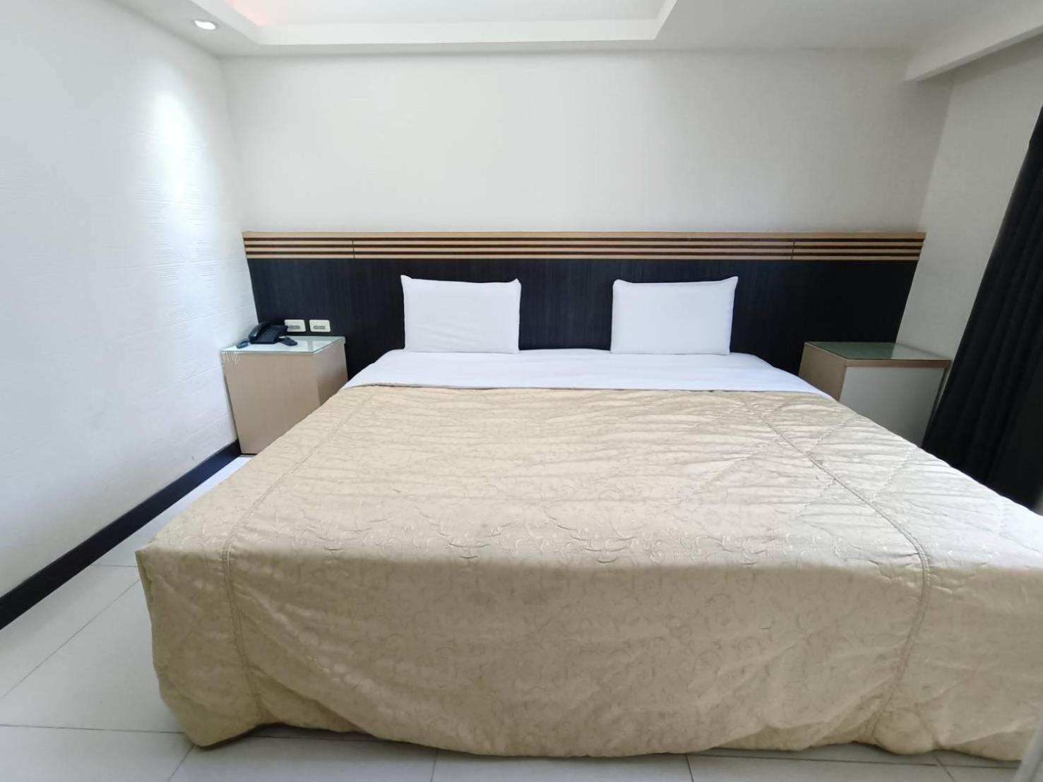 Guide Hotel Taoyuan Fuxing Bilik gambar