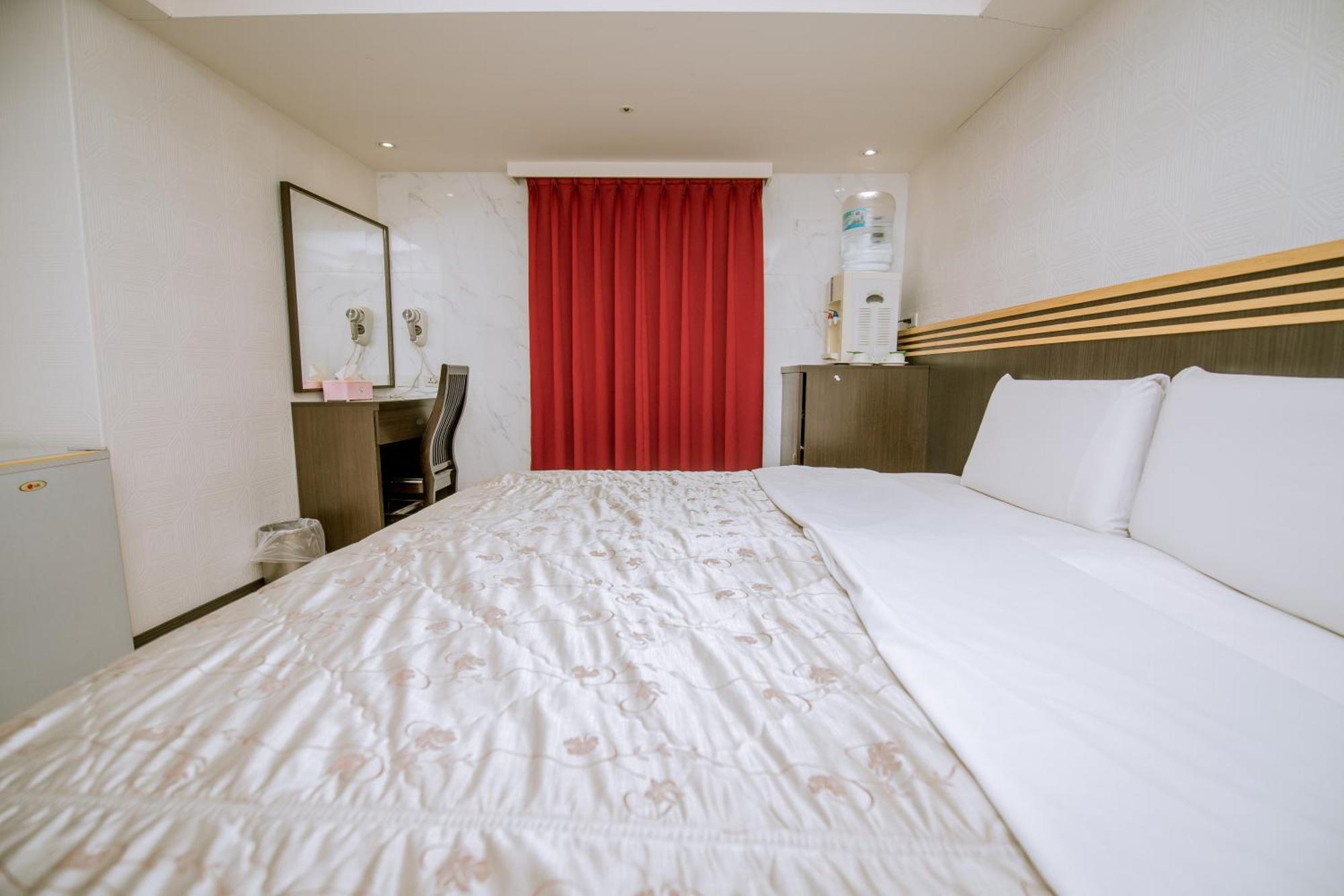Guide Hotel Taoyuan Fuxing Bilik gambar