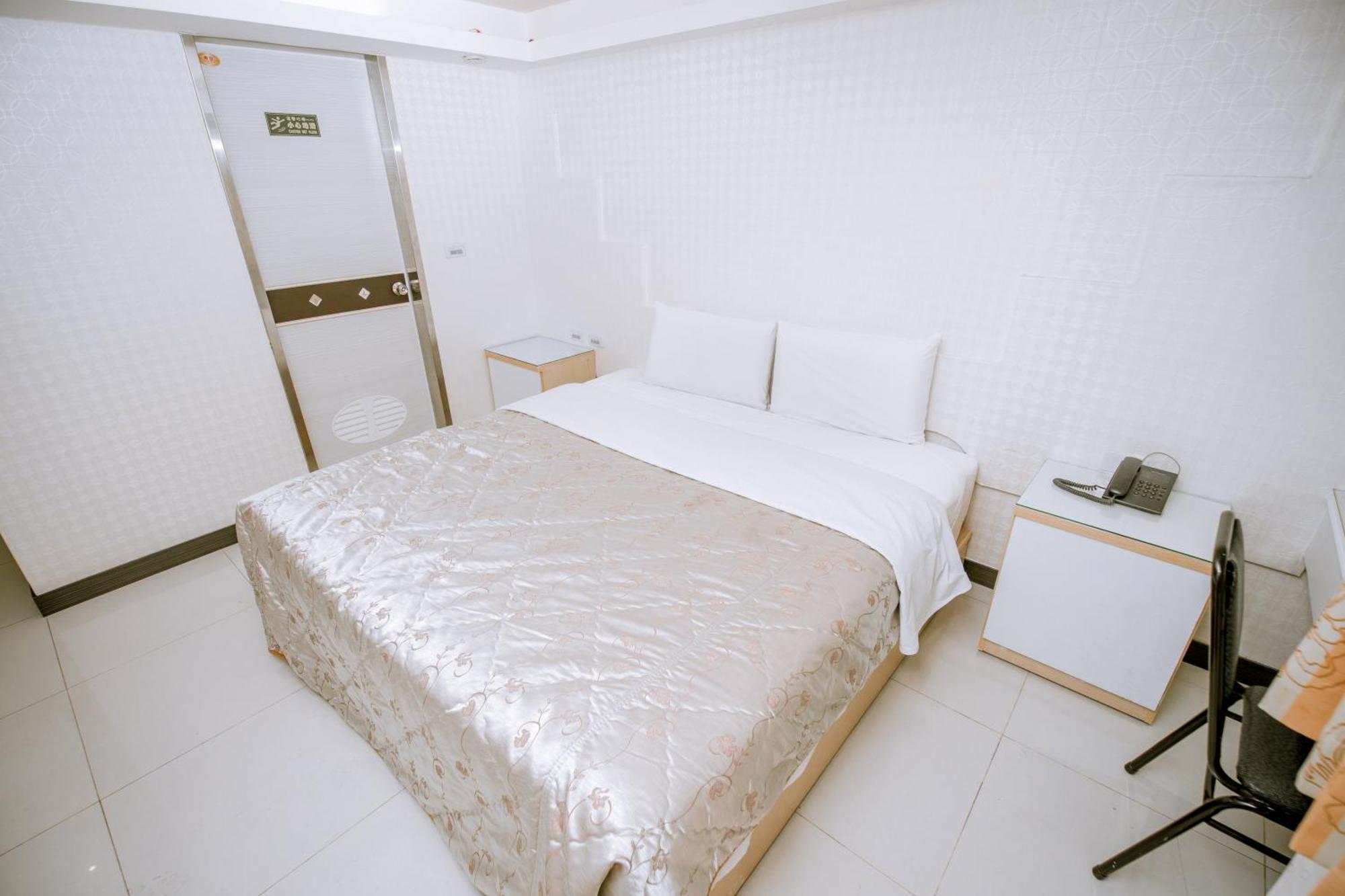 Guide Hotel Taoyuan Fuxing Bilik gambar