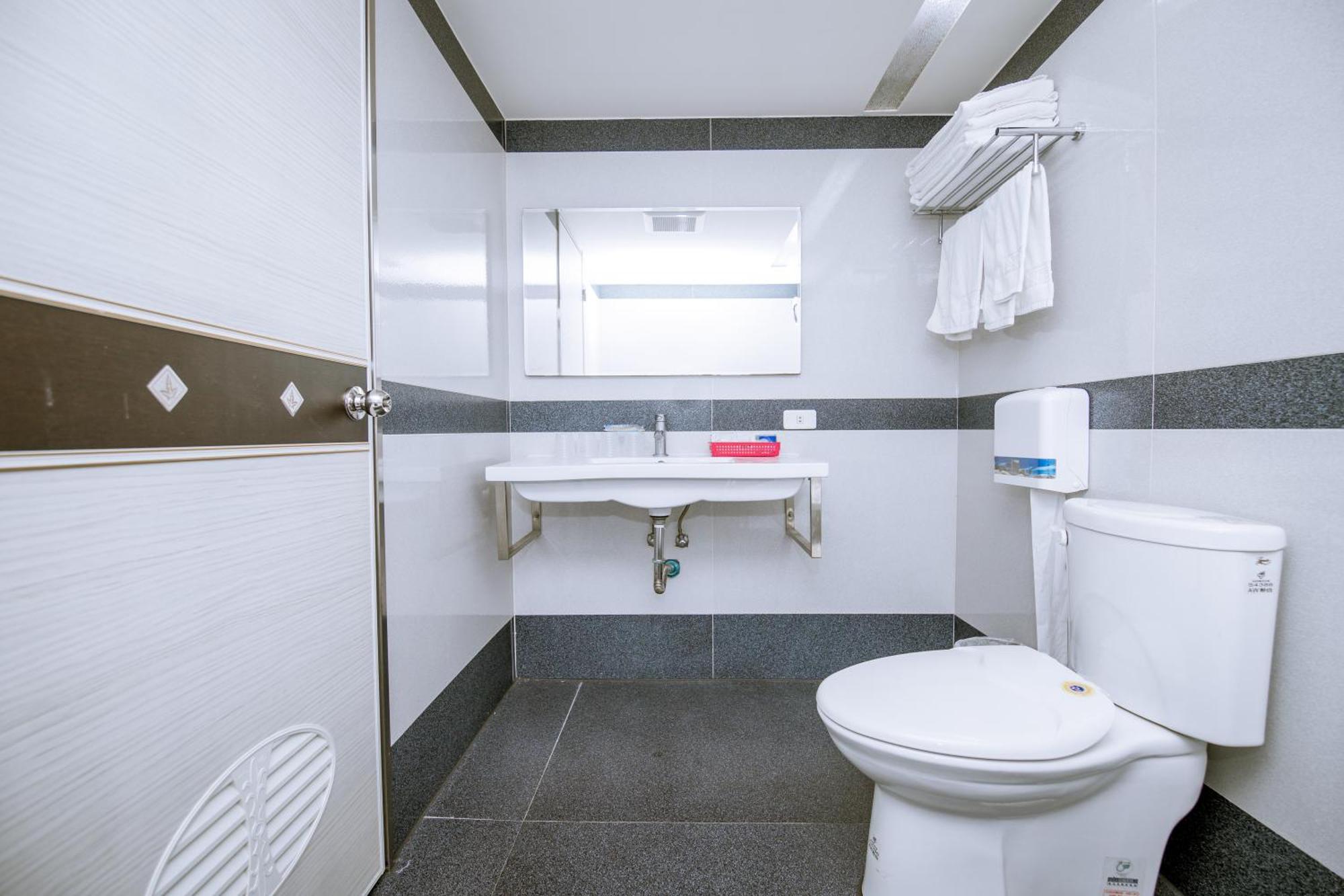 Guide Hotel Taoyuan Fuxing Bilik gambar