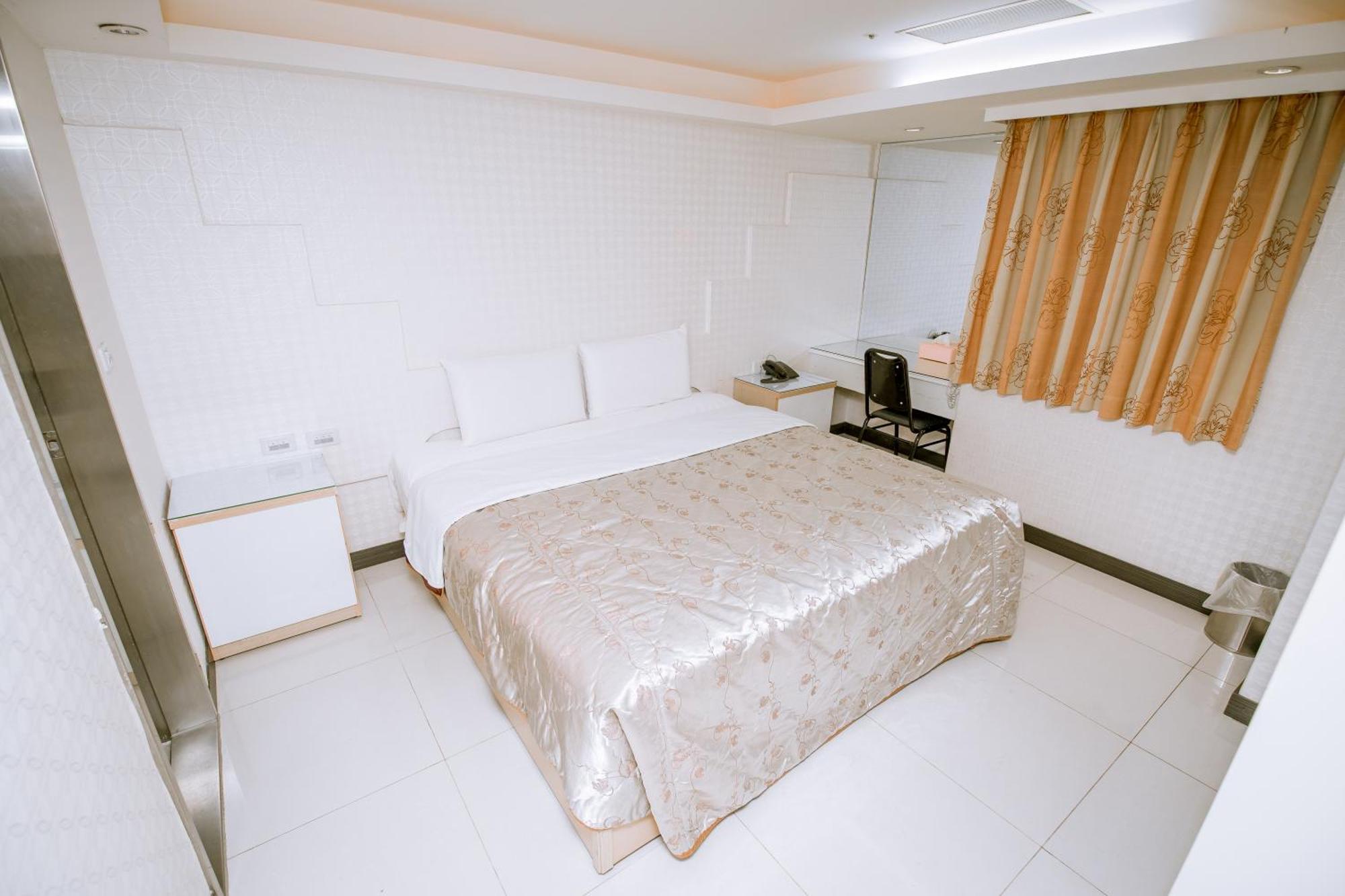 Guide Hotel Taoyuan Fuxing Luaran gambar